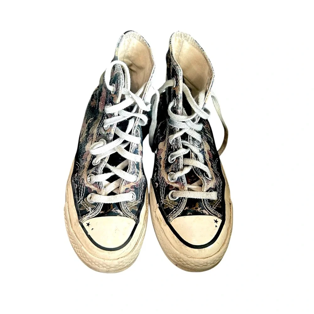 Chuck Taylor Black High Fall Floral High Top Sneakers Size 4.5